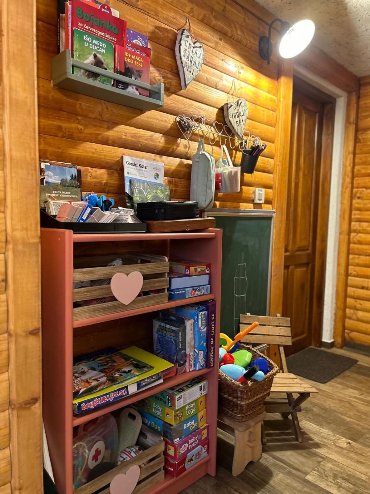 Chalet Calla Mrkopalj Exteriör bild